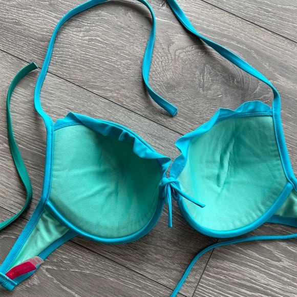 Victoria's Secret Teal and Turquoise Bikini - Picture 3 of 6